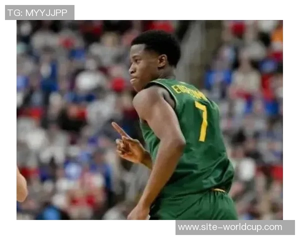 无奈失利VJ埃奇库姆尽显个人能力单场砍下26分6板却难救球队